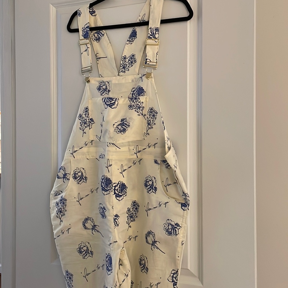 NWT Linen Blend Floral Off White Overall